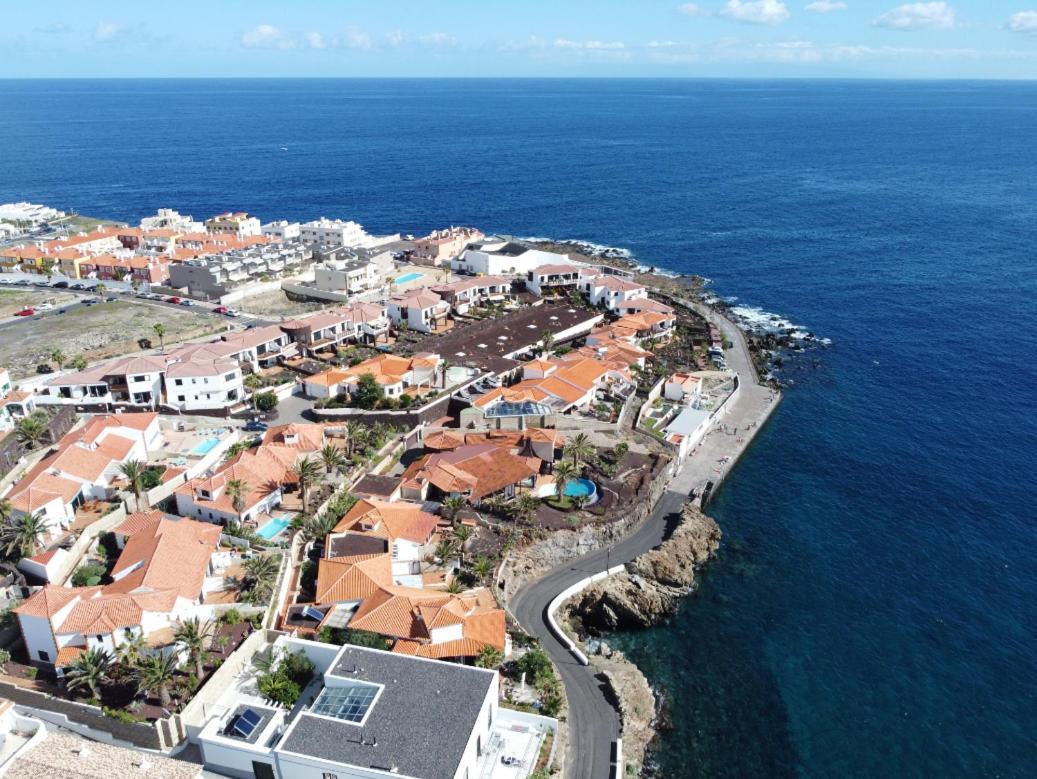 Casa Higo: Ocean View Villa with Private Pool and Family-Friendly Amenities Poris de Abona Exterior photo